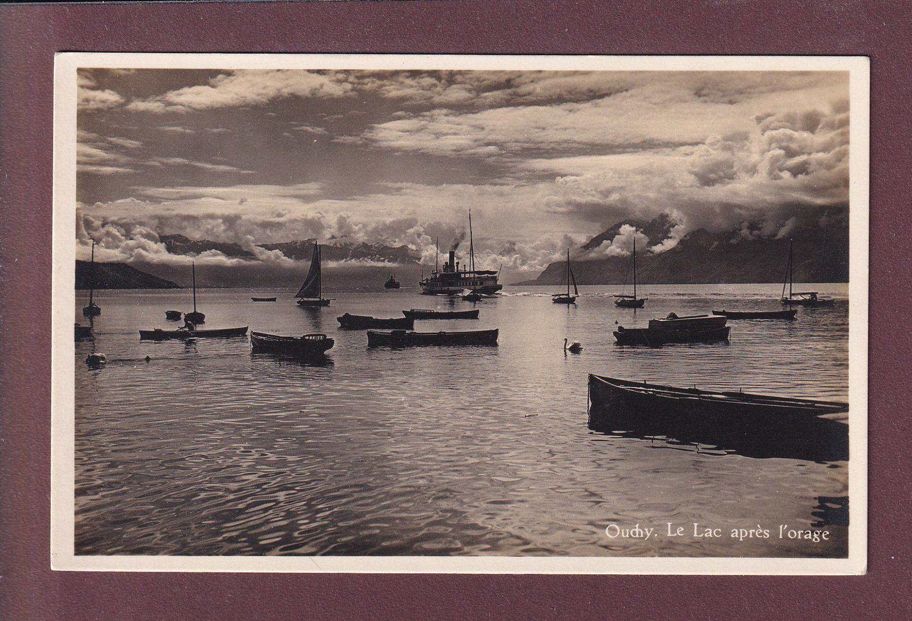 Cartoline postali: LAUSANNE - Ouchy - Bateaux – Usato da Pully venduto da nicecards