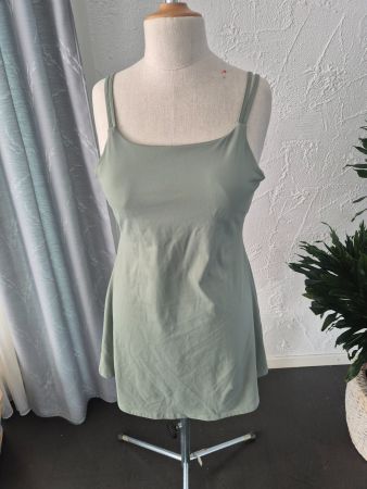 Trägerkleid grün,  Gr. M