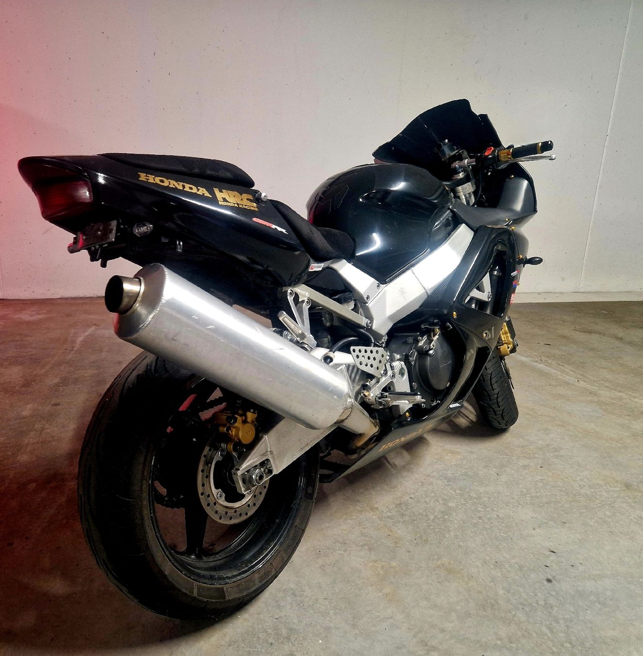 Honda Strada: Honda CBR 900RR Fireblade – Usato da Bad Ragaz venduto da H.R.Performance 2