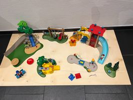 Playmobil Spielplatz Set mit Figuren guter Zustand