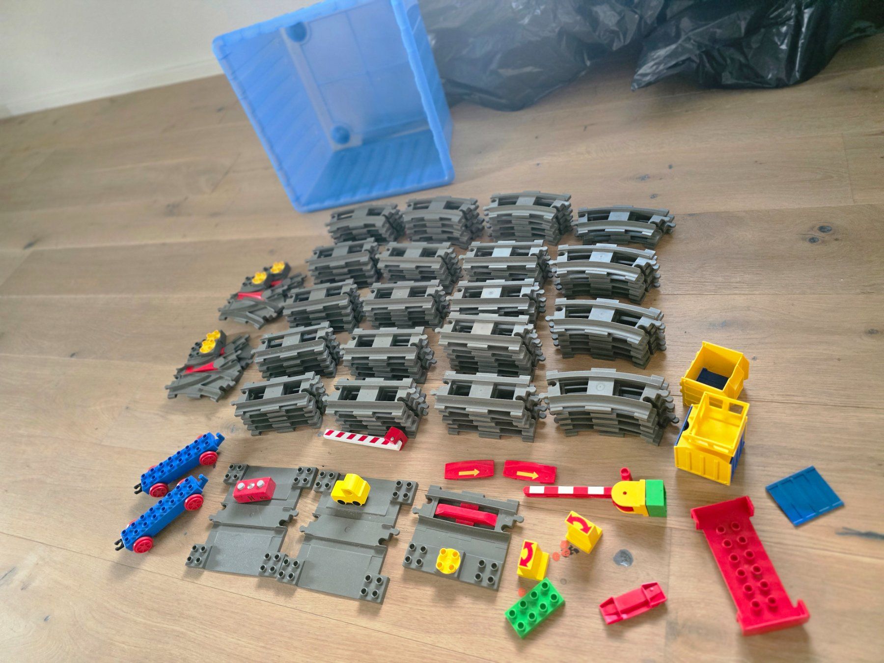 Lego Jouets: LEGO DUPLO Eisenbahnschienen-Set – D'occasion à Cham par mar_7xjb 3