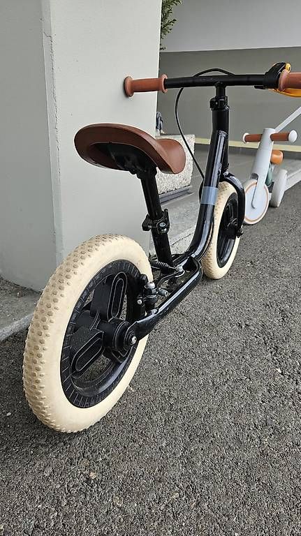 Veicoli per bambini: Bici balance b-twin decathlon  – Usato da Stabio venduto da and_2cs8 1