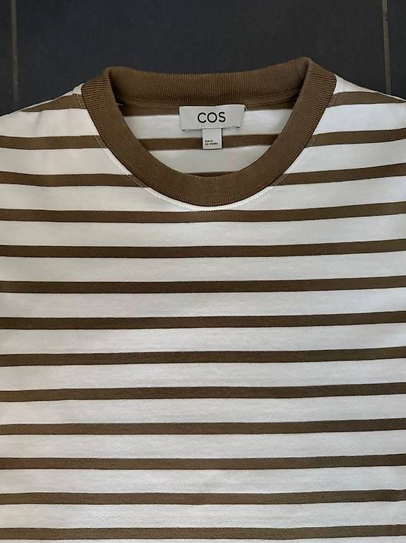 Cos T-shirt: COS T-Shirt Gr. M – Usato da Luzern venduto da Feliz 4