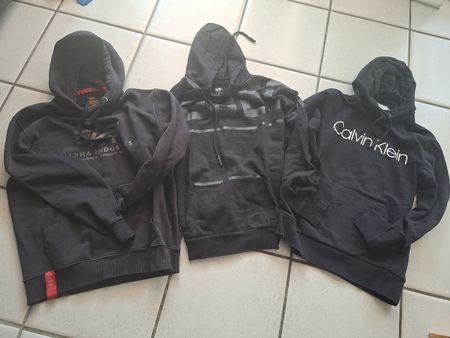 Hoodys