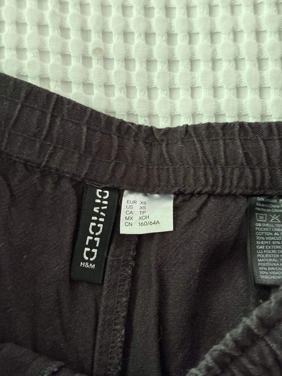 Lotti di vestiti: Lot pantalon d’été – Usato da Monthey venduto da sen_6ckr 3