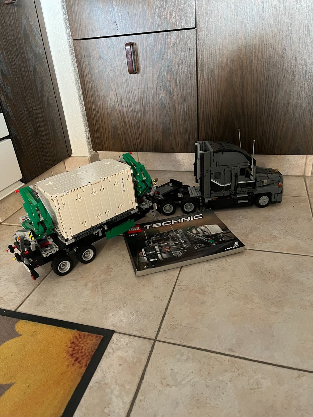 Lego Kit di costruzioni: LEGO Mack Anthem 42078 – Usato da Olten venduto da Einwegparadies 5