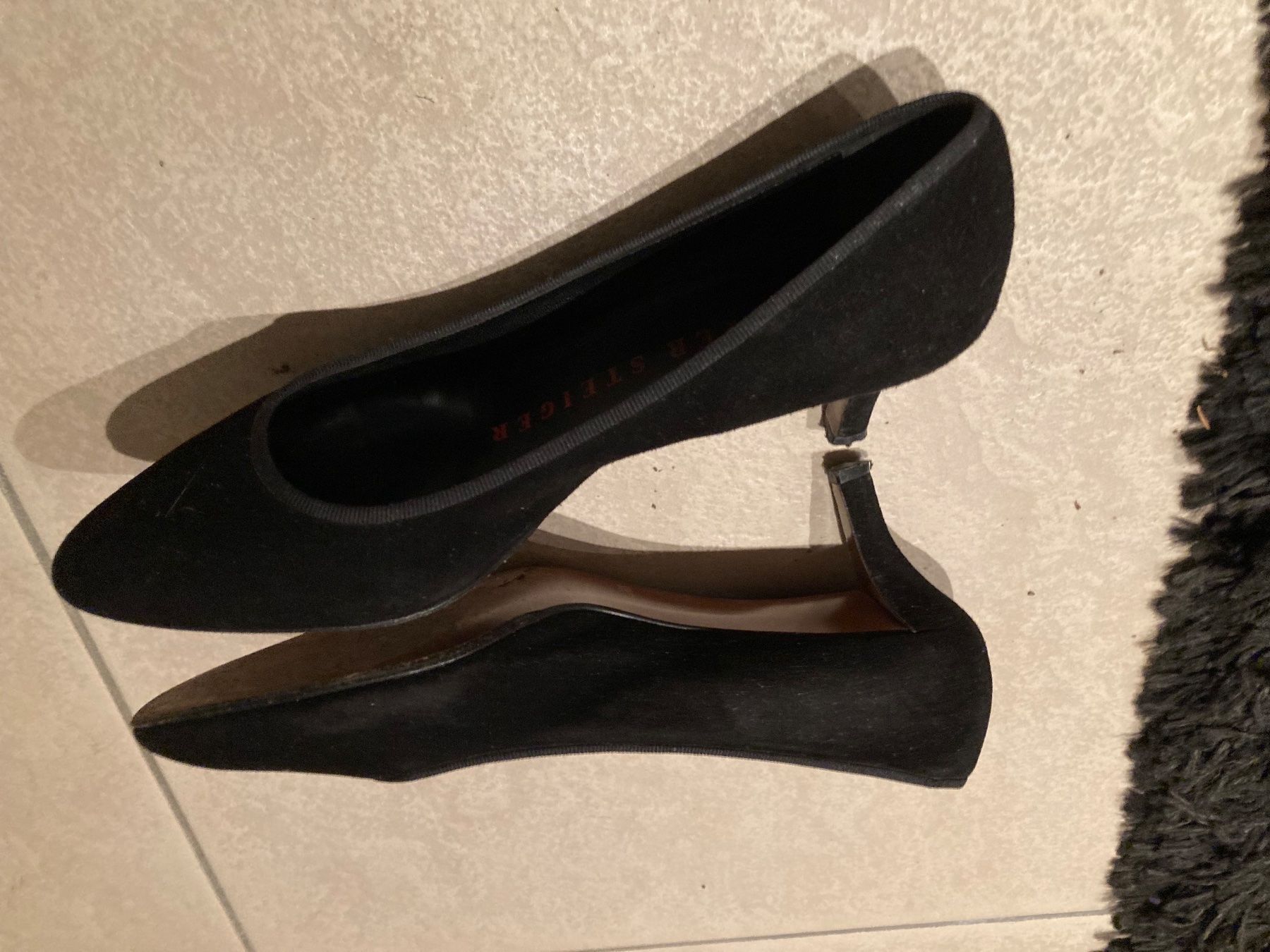 Chaussures femmes: Damen Pumps – D'occasion à Lufingen par Montreux 1