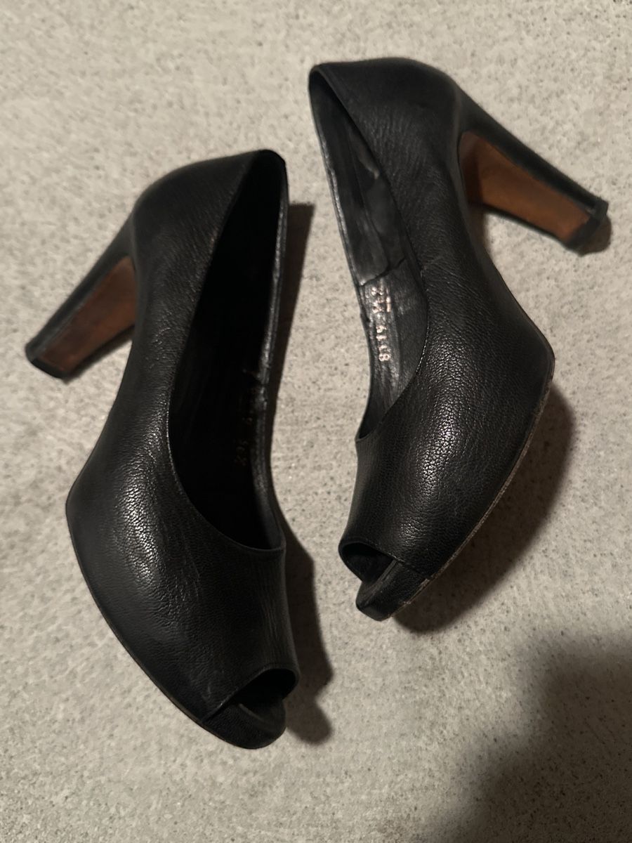 Scarpe da donna: Peep-Toe Pumps von Roberto del Carlo – Usato da Neuenegg venduto da kar_smg9 1