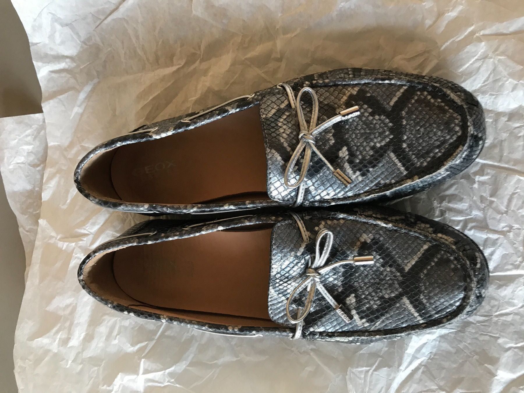 Geox Scarpe da donna: GEOX MOKASSINS GRÖSSE 39 – Usato da Zürich venduto da schneeflocke303 3