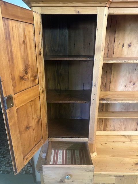 Credenze: Antikes Biedermeier Buffet Tanne, restauriert – Usato da Attinghausen venduto da 1986_UR 8