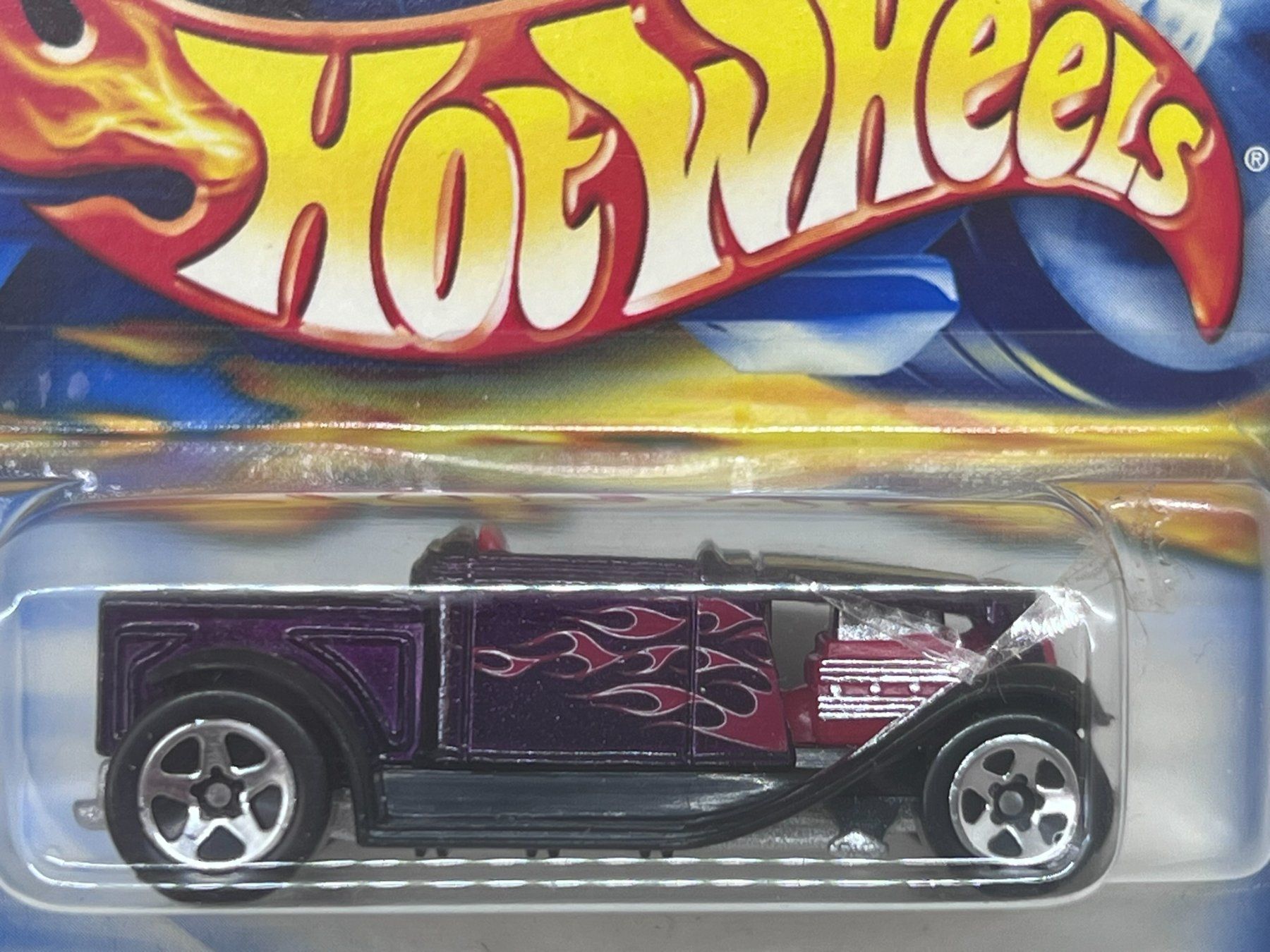 Hot Wheels Modellini d'auto: Hot Wheels Hooligan – Nuovo e nell'imballaggio originale da Wildegg venduto da LaaBoutique 1