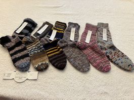 1 Paar neue handgestrickte Socken Nr. 35/36 zur Auswahl