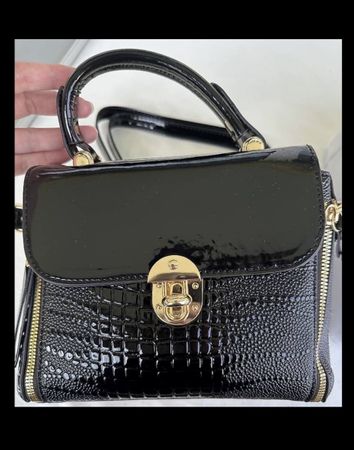 Elegante Lackleder Handtasche, Schwarz, wie Neu, Top Zustand