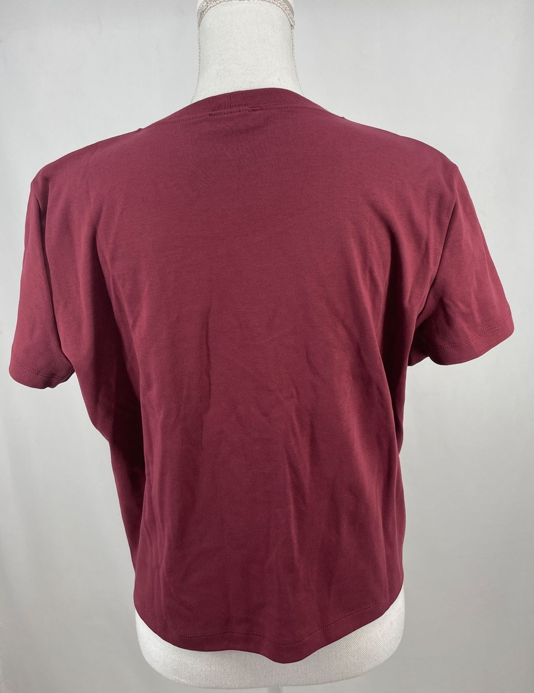Kookai T-shirt: KOOKAI T-shirt bordeaux – Usato da Lausanne venduto da PlusValue_Lausanne 1