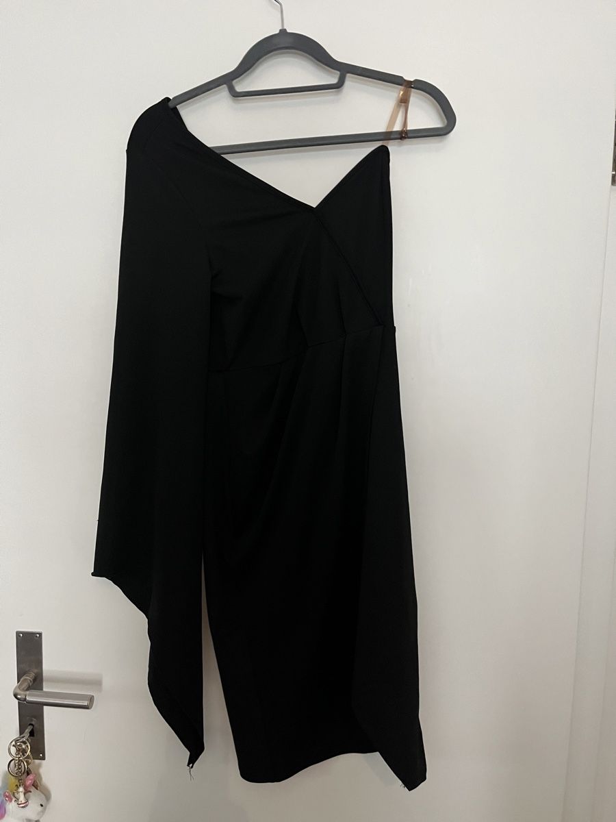 Robes: Kleid schwar Gr. S – D'occasion à Bülach par Lele_00