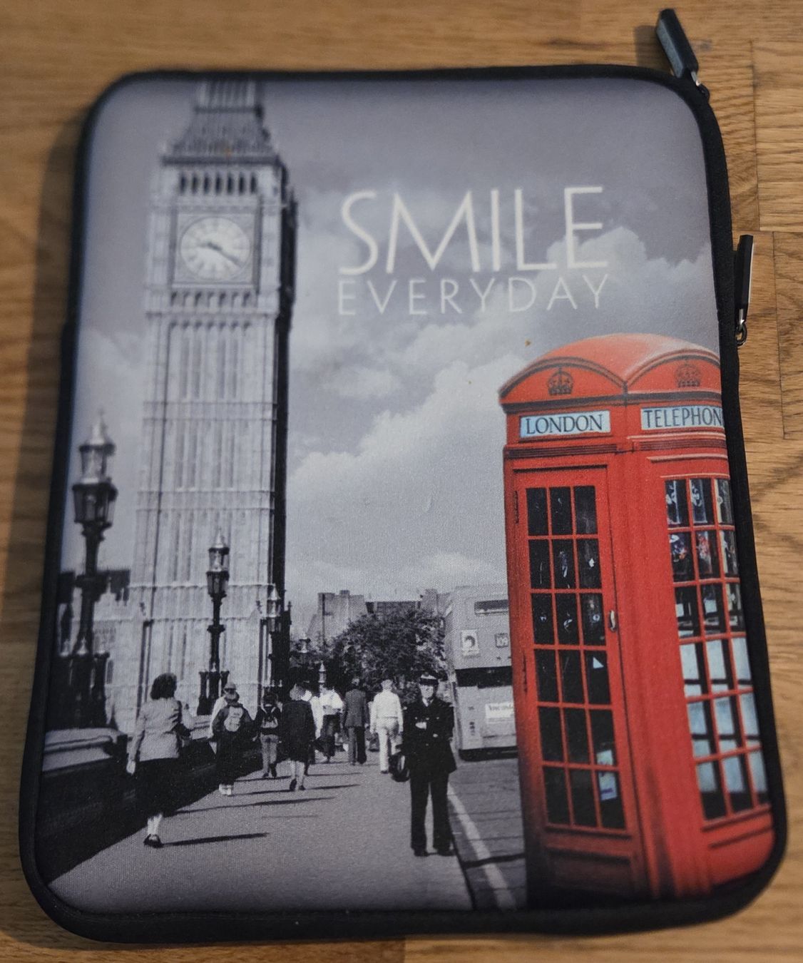 Coques & Sacs: Housse de protection tablette Londres Big Ben  – D'occasion à Carouge GE par LidieLot 1