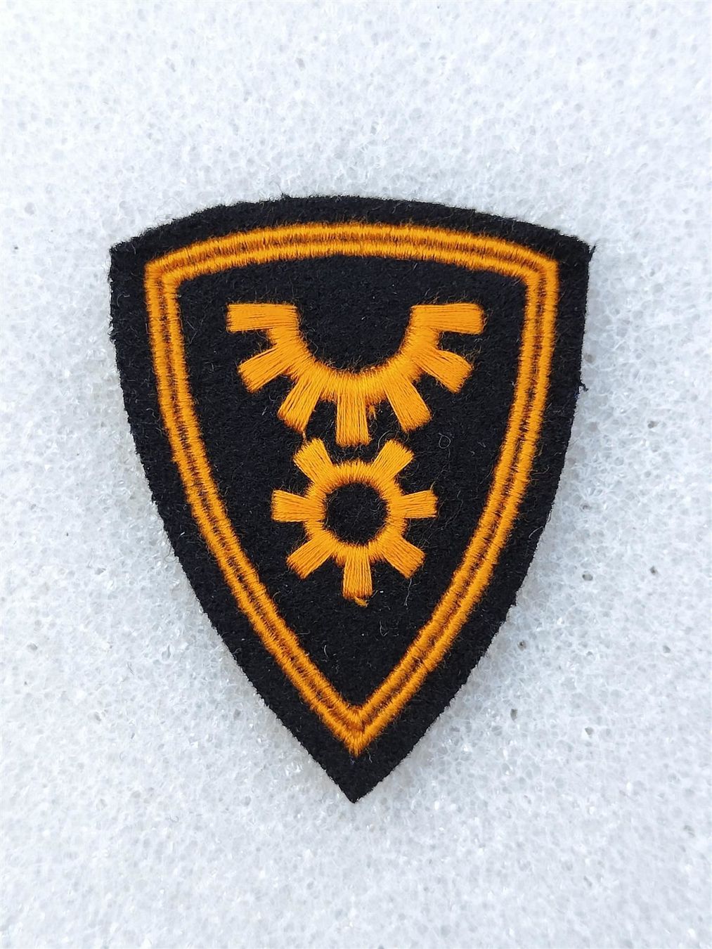 Placchette & Badge: Abzeichen Baumaschinenführer Ord. 68 V2 – Usato da Bauma venduto da SwissMilitaria