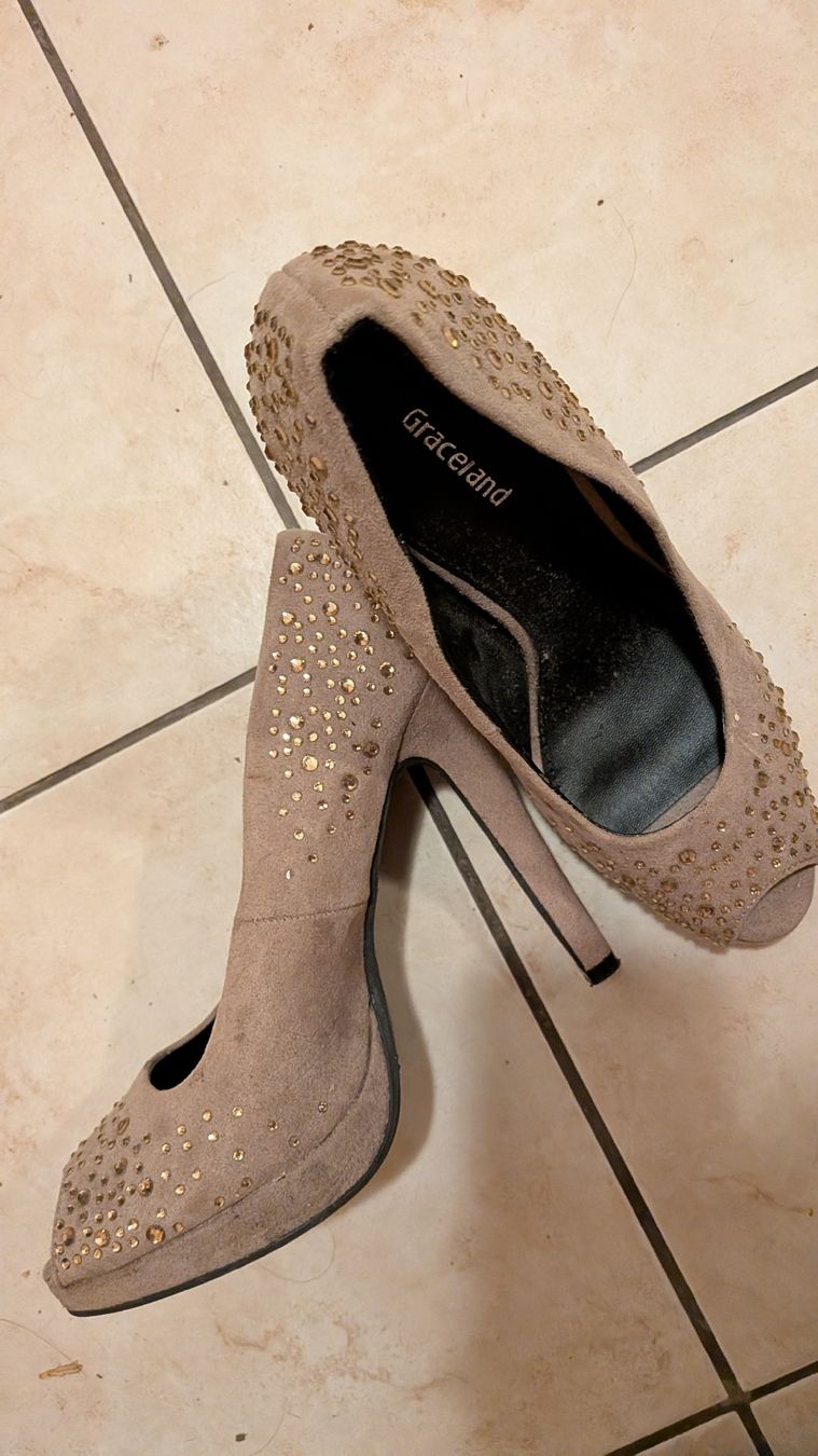 Graceland Scarpe da donna: Damenschuhe Gr 38  – Usato da Wattenwil venduto da karinschaw