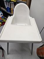Kinderhochstuhl von Ikea mit Kissen