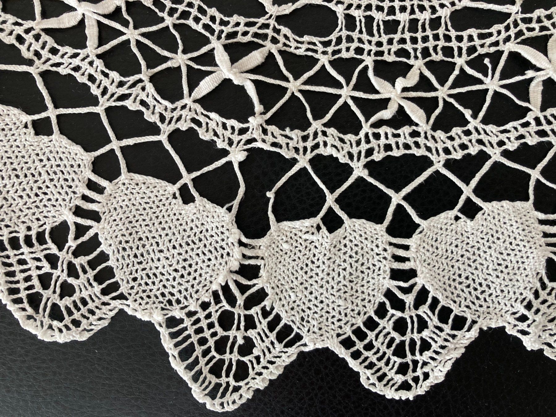 Sottobicchieri: SPITZENDECKCHEN   KLÖPPELDECKCHEN   HANDARBEIT – Usato da Subingen venduto da ArtBead 7