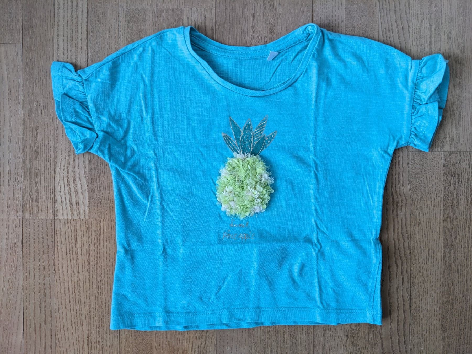 Camicette, T-shirt & Top: T-Shirt der Grösse 104 – Usato da Wald ZH venduto da andy_ch01