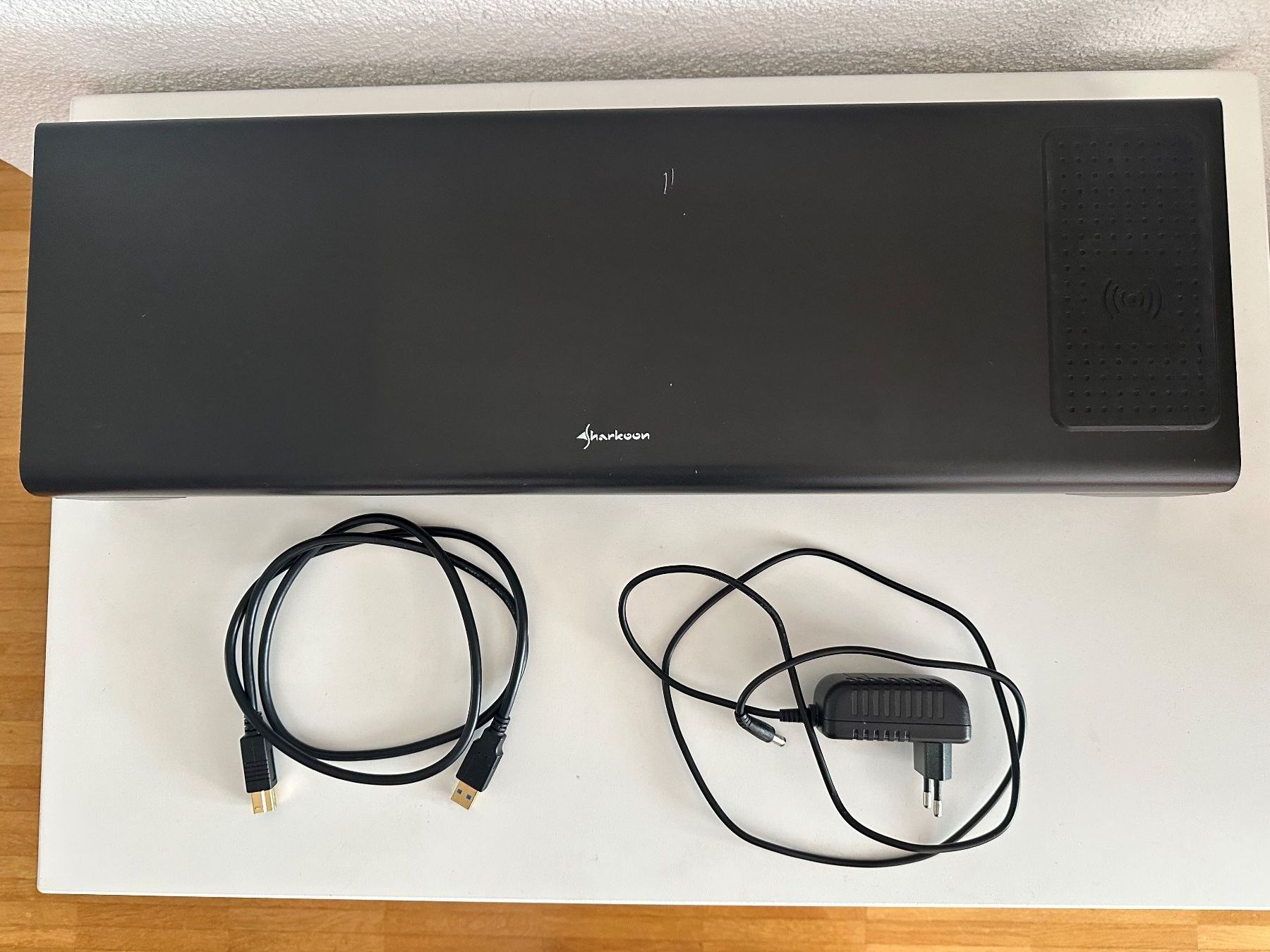 Bildschirmhalterung: Monitorständer Sharkoon mit Ladefunktion – Gebraucht aus Bülach von Jubet 1