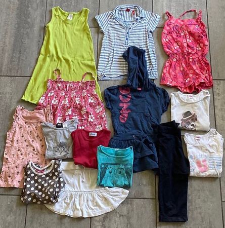 Kleiderpaket Gr. 98 (104) (kurz / dünn) Mädchen 14 Teilig