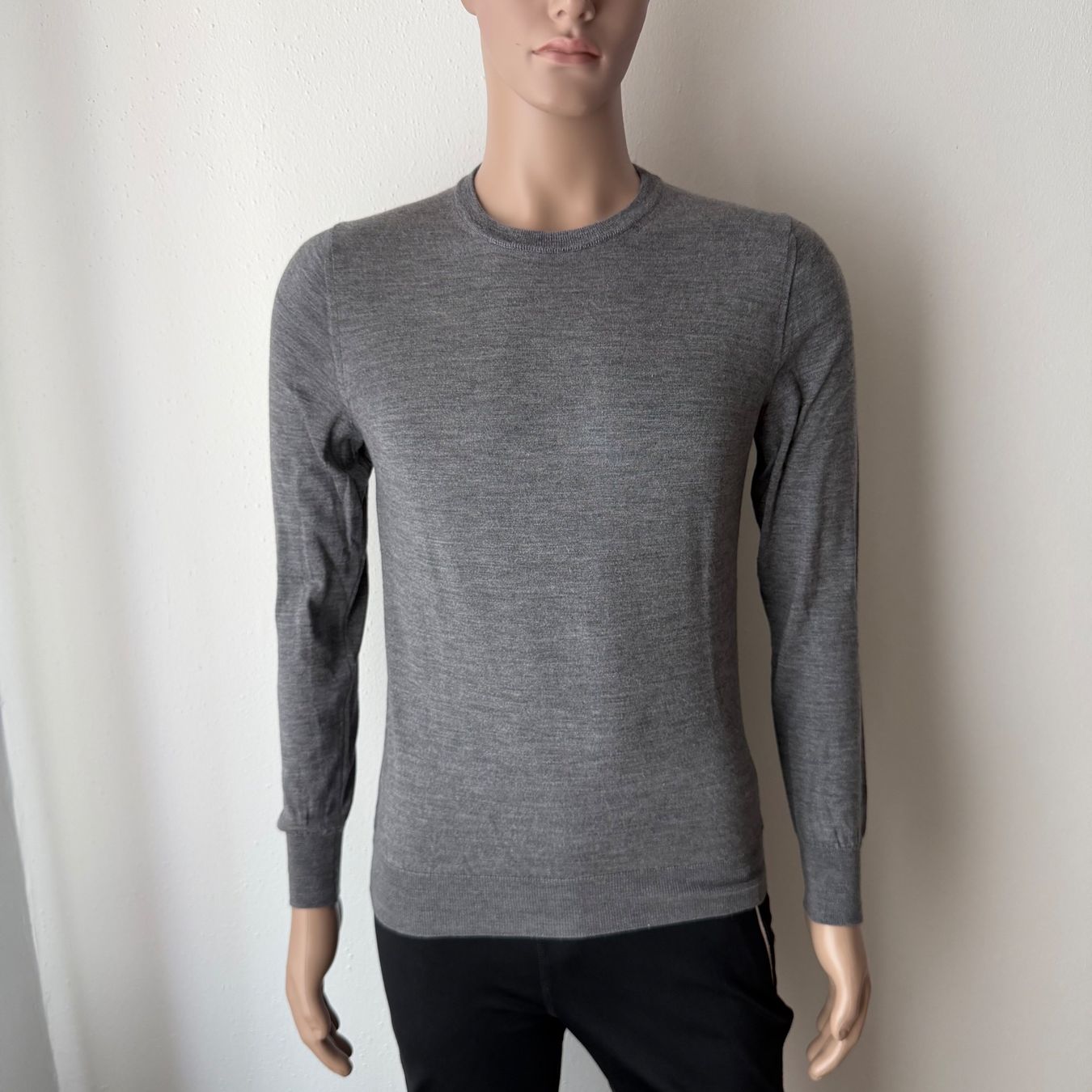 Pelikamo Maglioni & Felpe: PELIKAMO Pullover 🩶 – Usato da zürich venduto da vintage12