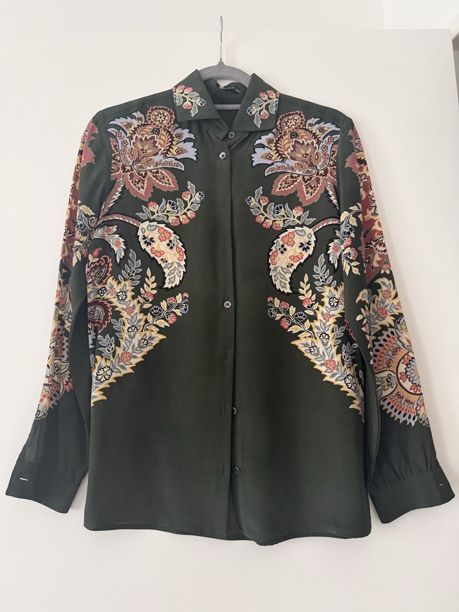 Etro Blusen: Etro Seidenbluse  – Gebraucht aus Zürich von Sessome