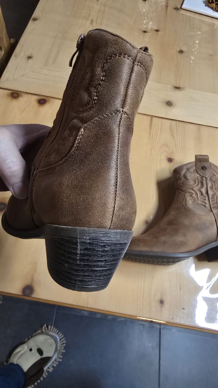 Scarpe da donna: Damen Cowboy Stiefel  Größe  40 – Usato da Steinen venduto da han_8vtl 4