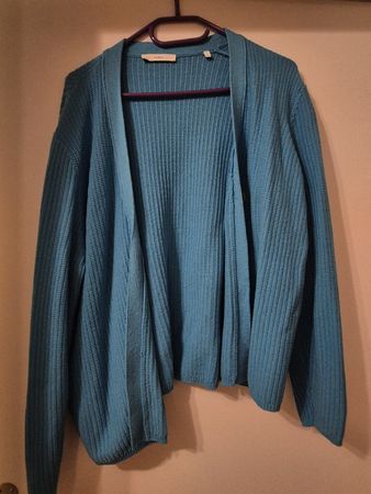 wunderschöne türkisfarbene Strickjacke Gr. L