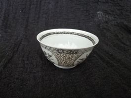 Bol chinois ancien — décor grisaille et or