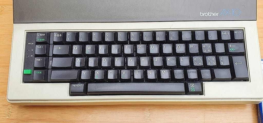 Macchine da scrivere: Brother AX-10 – Usato da Basel venduto da storchenricardo 2