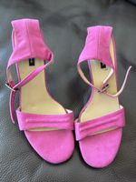 DKNY sandals NEW