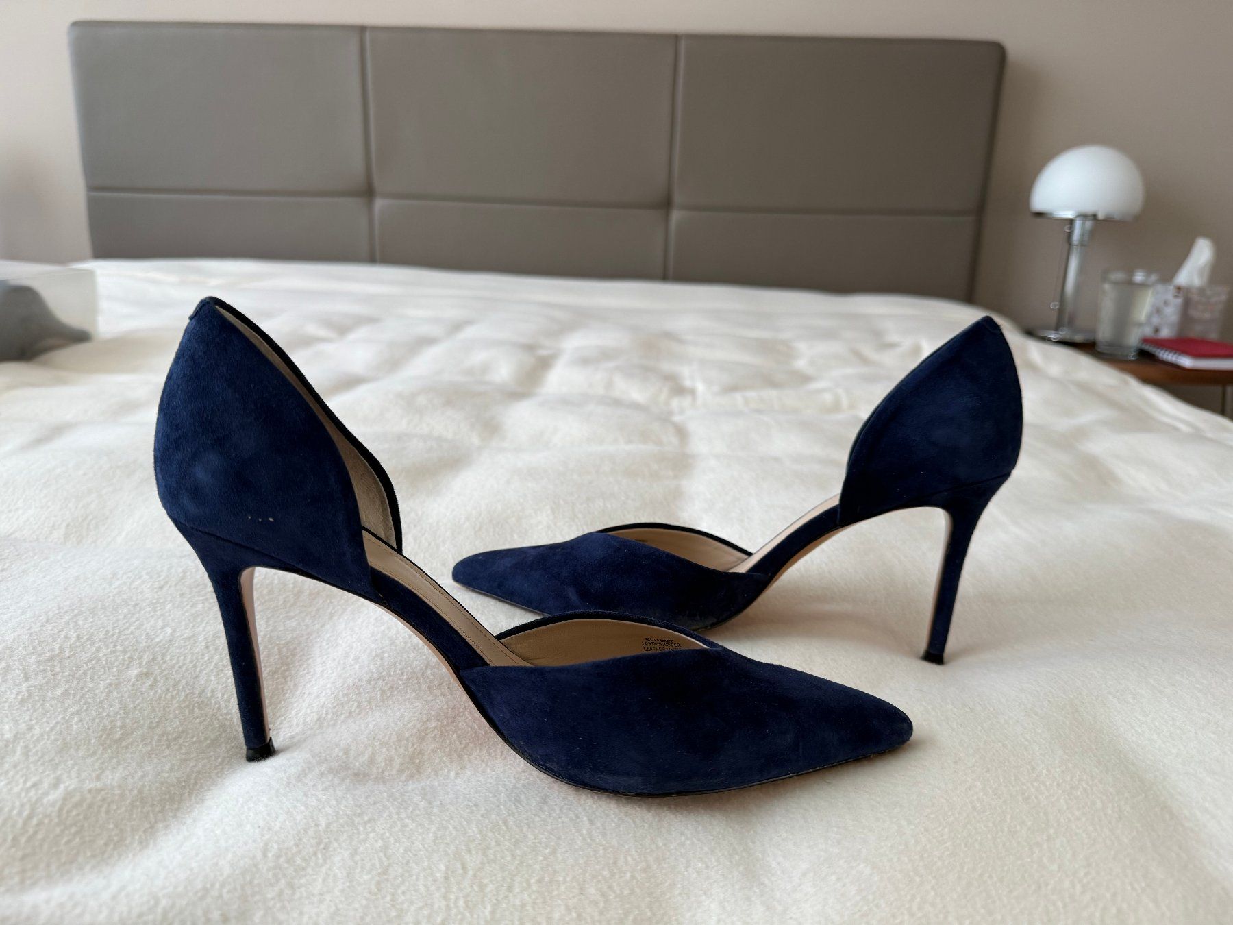 Scarpe da donna: Elegante, Dunkelblaue Wildlederschuhe – Usato da Spreitenbach venduto da BritToSwiss 2