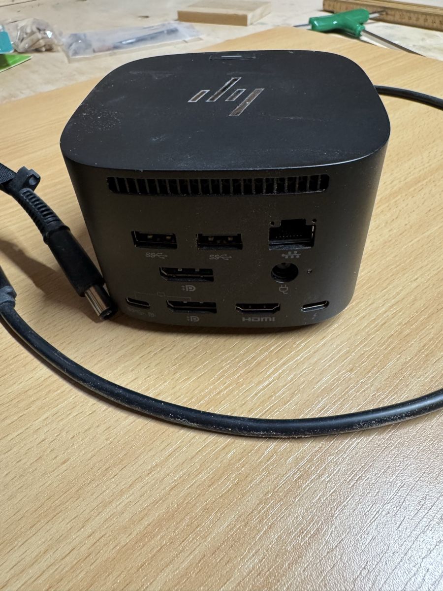 Hewlett Packard Docking station: Dockingstation HP – Usato da Alchenflüh venduto da Vera2k 2