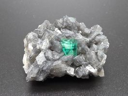 Gemmy Emerald  La Pita Mine, Boyacá Department, Colombia