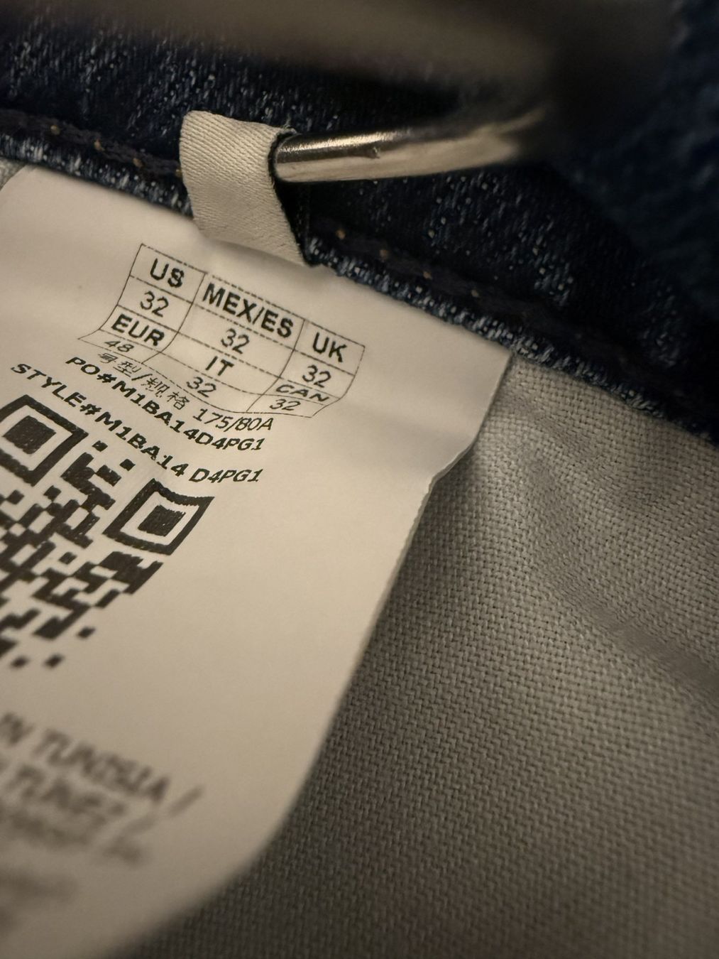 Guess Jeans: Guess Herren Jeans Relaxed James 48 – Usato da Zürich venduto da SEDRAEN 6