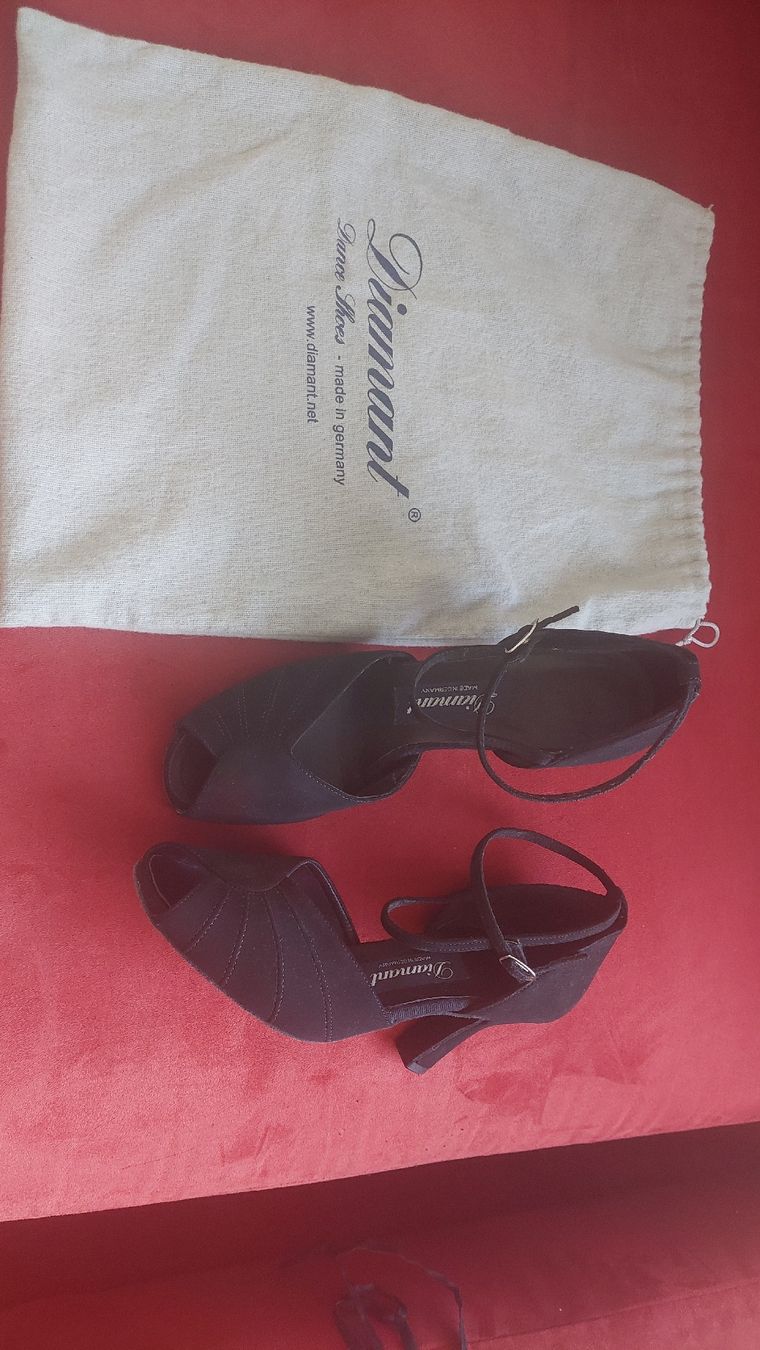 Scarpe da donna: Diamant Damentanzschuhe leder – Nuovo (secondo la descrizione) da Würenlos venduto da pato10