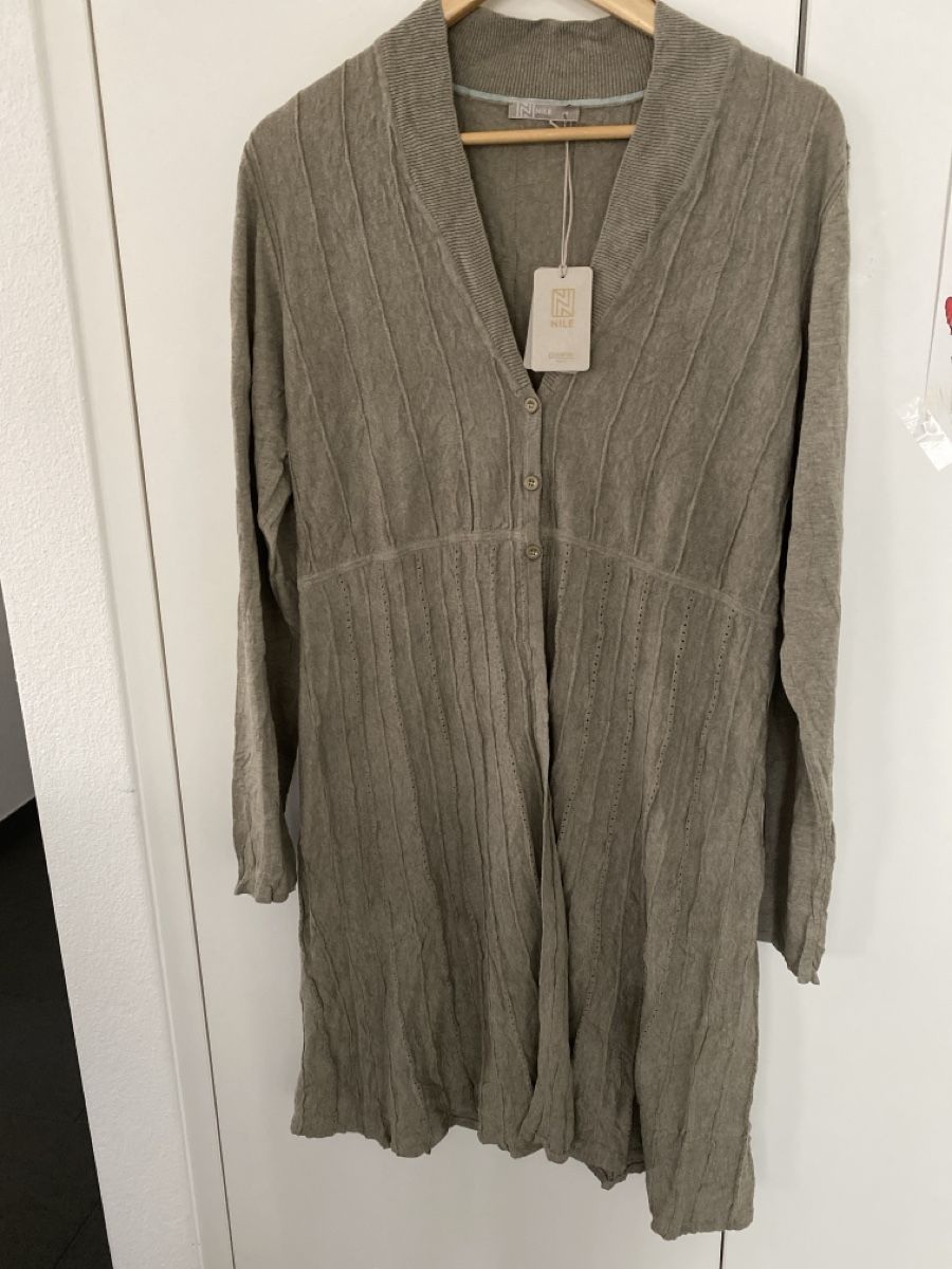Nile Maglioni & Felpe: Nile Strickjacke Gr. M NEU – Nuovo e nell'imballaggio originale da Muri AG venduto da sonneblueme10