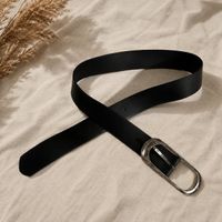 S. Oliver Damen Ledergürtel mit silberner Schnalle, neu.