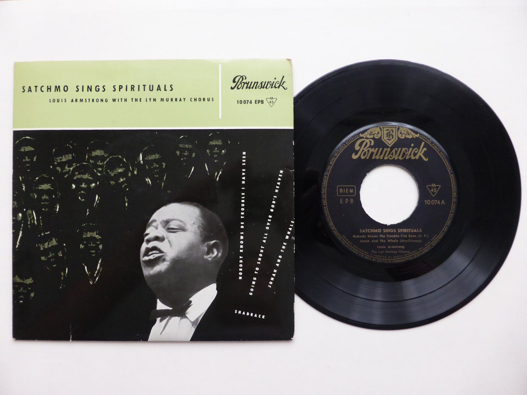 Dischi in vinile: VINYL SINGLE   EP LOUIS ARMSTRONG – Usato da Küssnacht am Rigi venduto da Mondkinder