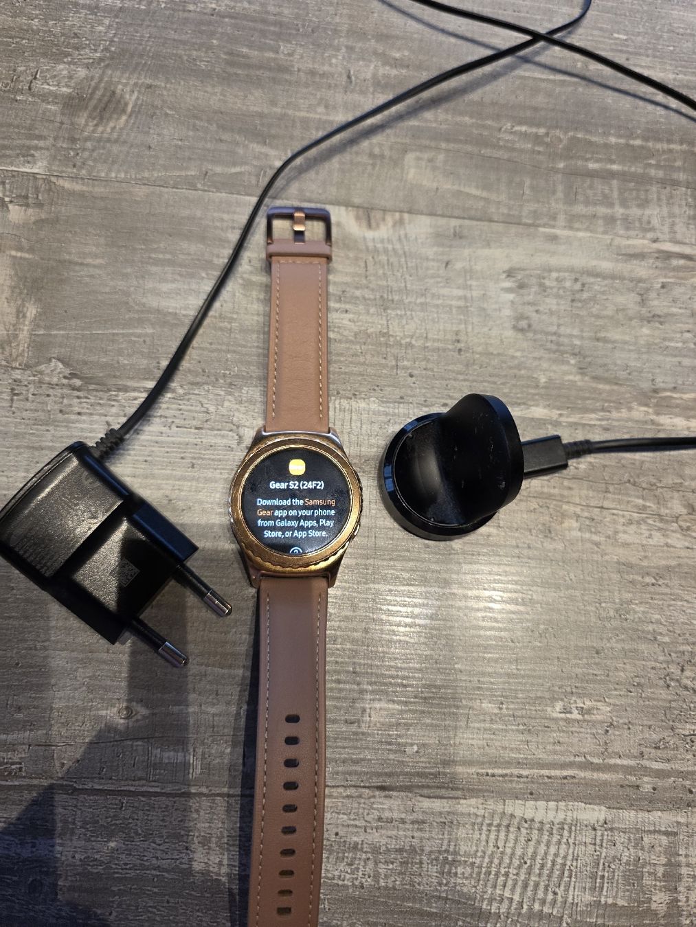 Samsung Smartwatch: Montre Samsung Gear2 – Usato da Oron-la-Ville venduto da yaya23 1