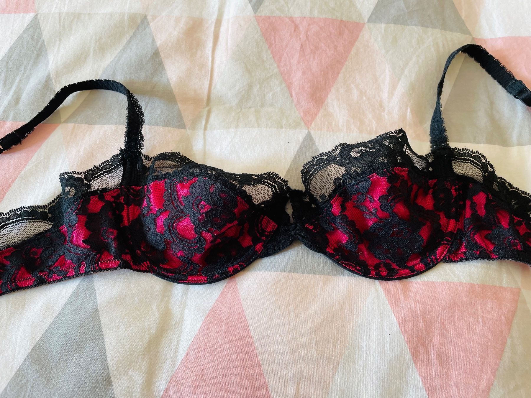 Intimissimi Altra biancheria intima: 5 BH bras 75/80C – Usato da Zürich venduto da Angela_Fashion_Lover 5