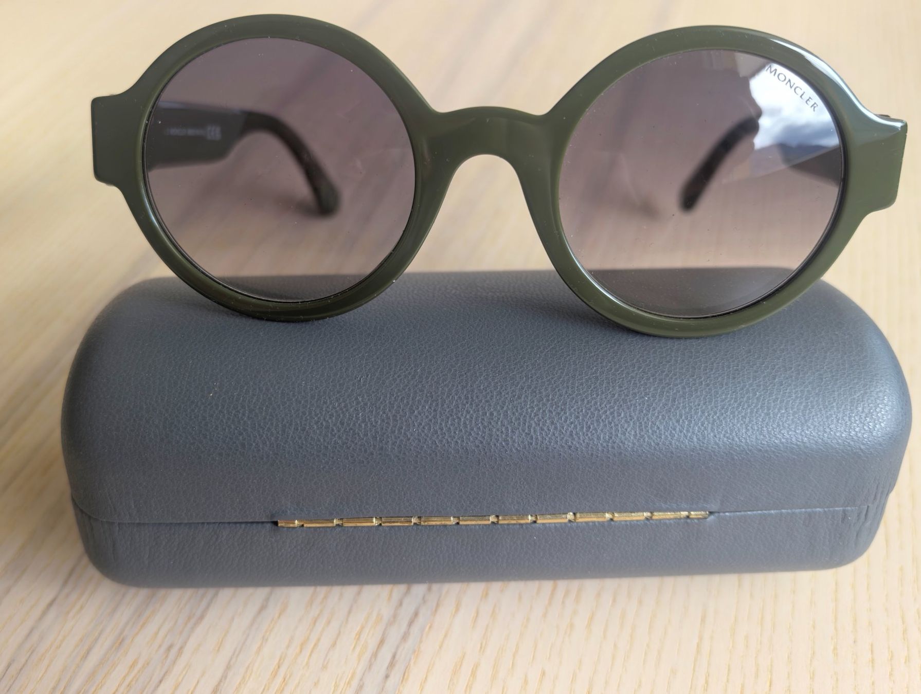 Moncler Occhiali & Lenti: Moncler Sonnenbrille – Nuovo e nell'imballaggio originale da Bad Ragaz venduto da AKahlon