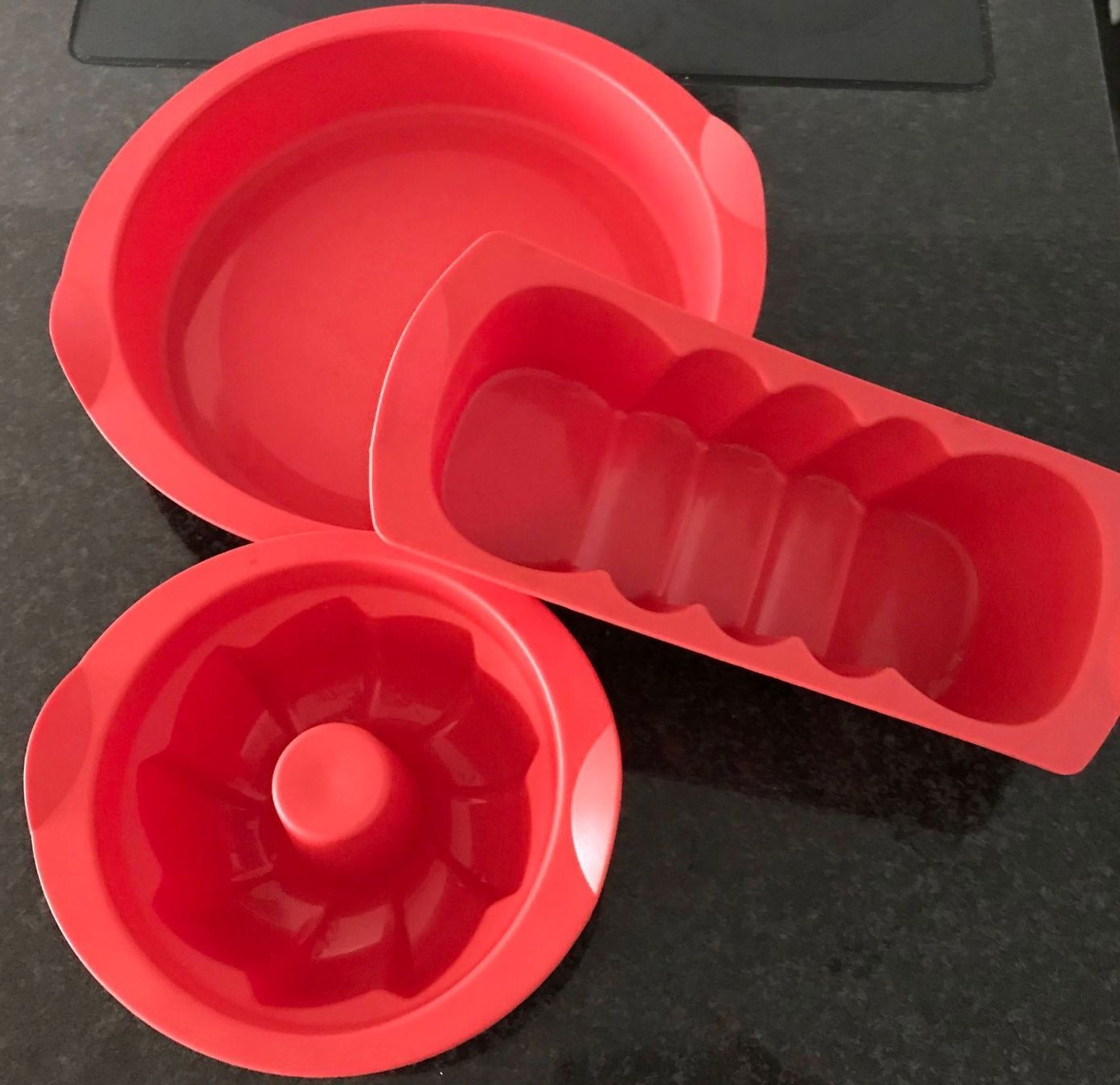 Tupperware Moules à gâteaux: Tupperware Silikon Backformen 3er Set – D'occasion à Muri AG par Madoxx72