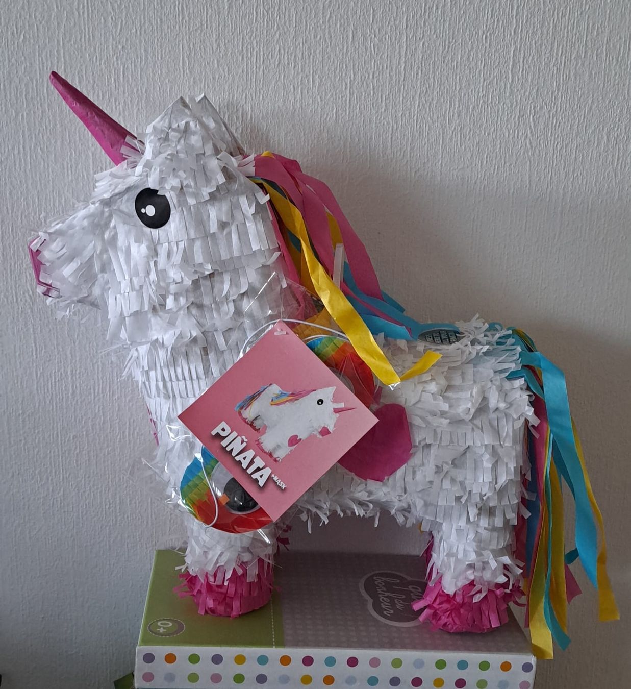 Tutte le decorazioni: NEW Piñata avec masque - Unicorn – Nuovo e nell'imballaggio originale da Châtelaine venduto da BONNE_AFFAIRE