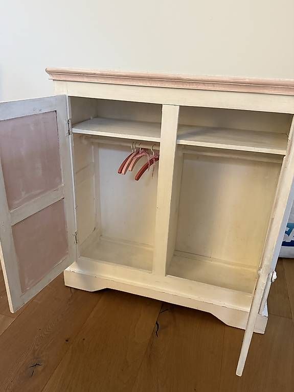 Schränke: Shabby Chic Kindermöbel / Schrank – Gebraucht aus Kriens von Syka76 1