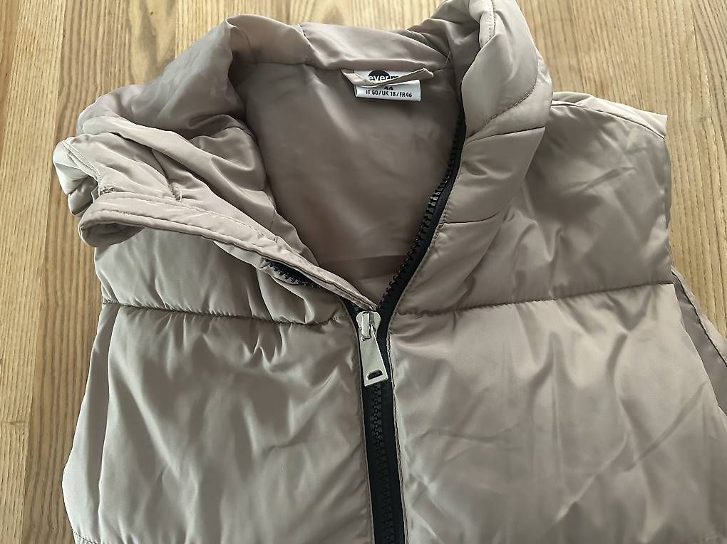 Gilets & Westen: Daunenweste – Gebraucht aus Bülach von Snoppy15 2