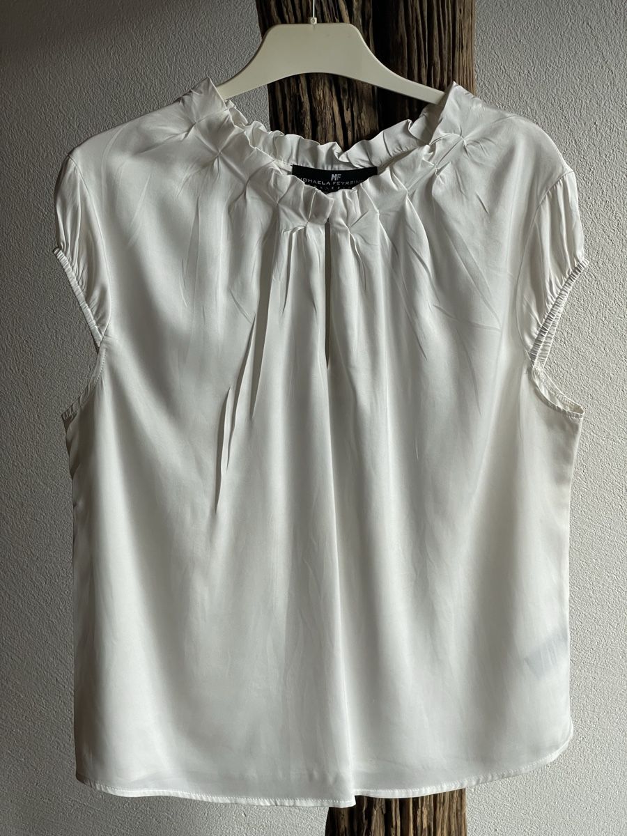 Camicette: Michaela Feyrsinger Schöne Seidenbluse in creme Gr.40 – Usato da St. Moritz venduto da hdj_dd7v